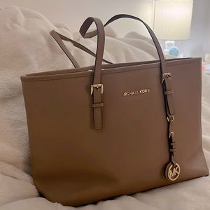 Michael Kors- tan carry all tote laptop and iPad holder